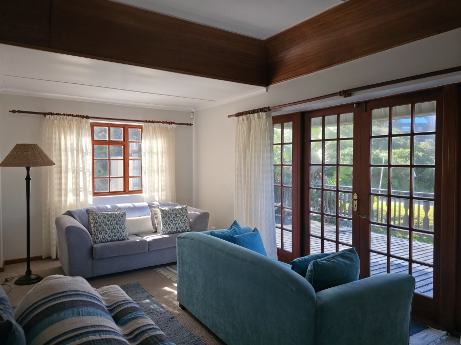 4 Bedroom Property for Sale in Paradise Beach Eastern Cape